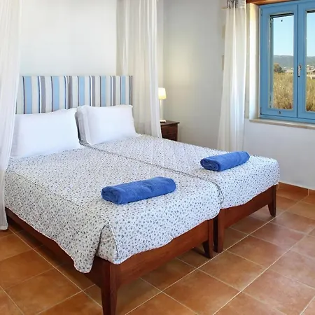 Villa Beachfront Aqua Marine With Private Pool,ping-pong & Bbq Chania (Crete)