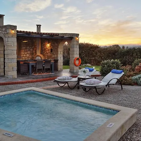 Βίλα Beachfront Aqua Marine With Private Pool,ping-pong & Bbq *
