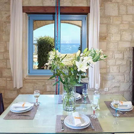 Βίλα Beachfront Aqua Marine With Private Pool,ping-pong & Bbq