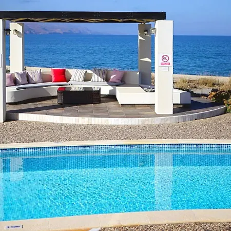 Villa Beachfront Aqua Marine With Private Pool,ping-pong & Bbq Chania (Crete)