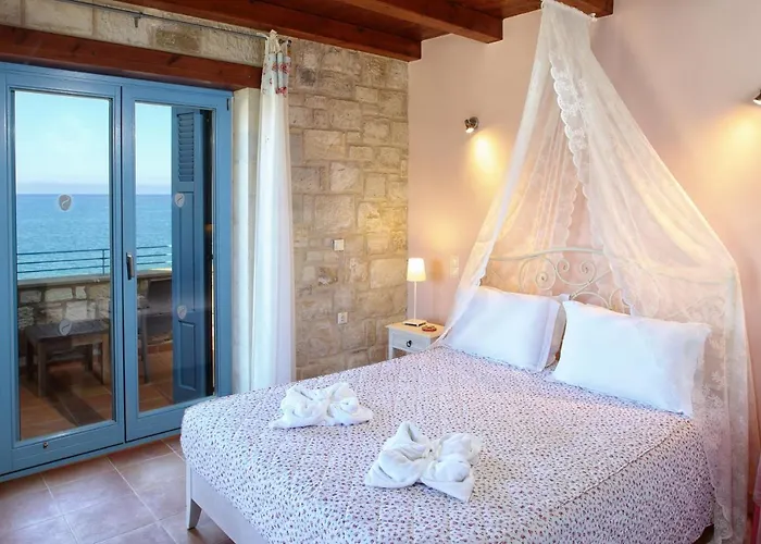 Beachfront Aqua Marine With Private Pool,ping-pong & Bbq * La Canée